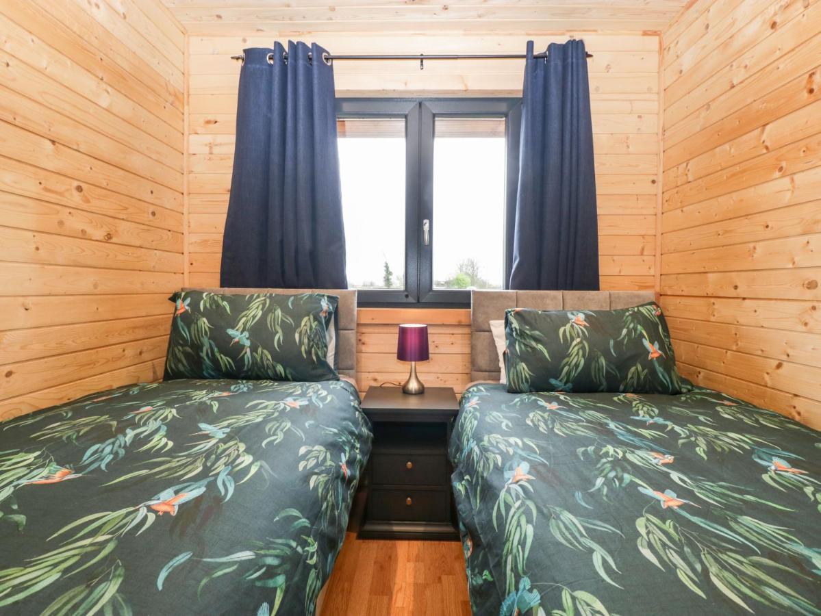 The Lodge At Crossroads Farm 브리지워터 외부 사진